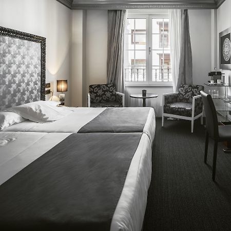Hotel Lopez De Haro Більбао Екстер'єр фото